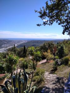 Maisons de vacances Le Domaine de Gattières 271 Chemin du Claus 06510 Gattières Provence-Alpes-Côte d\'Azur