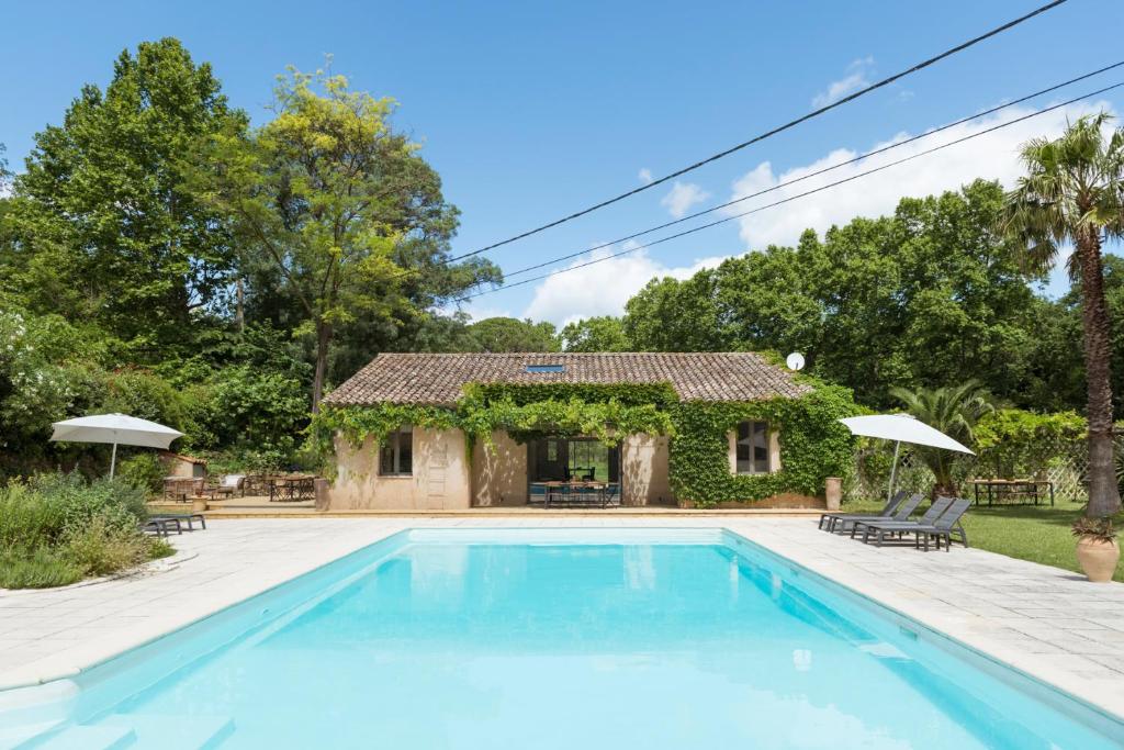 Maisons de vacances Le Moulin Haut Gîtes, Bien-Être et Permaculture Le Moulin Haut 34800 Villeneuvette