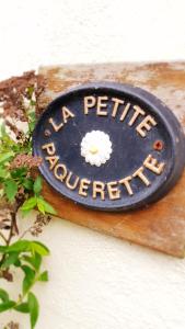 Le Petit Hameau