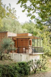 Maisons de vacances Les Cabanes de la Fontaine 401, Route de Bonnieux 84480 Lacoste Provence-Alpes-Côte d\'Azur