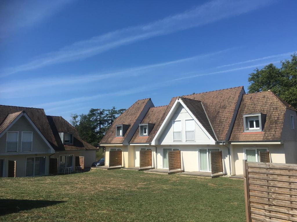 Les Cottages du Saleys by Resid&co Chemin de Labarthe, 64270 Salies-de-Béarn