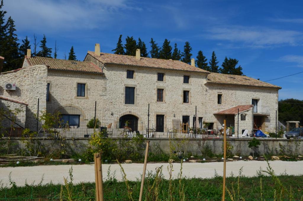 Maisons de vacances LES GITES DU LAUZON 420 Route de Saint Paul 26130 Montségur-sur-Lauzon