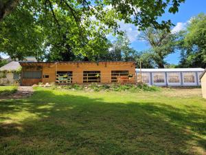 Maisons de vacances Les Gîtes L'ETANG DES PORTES en Creuse BP5 5 Les Portes 23700 Mainsat Limousin