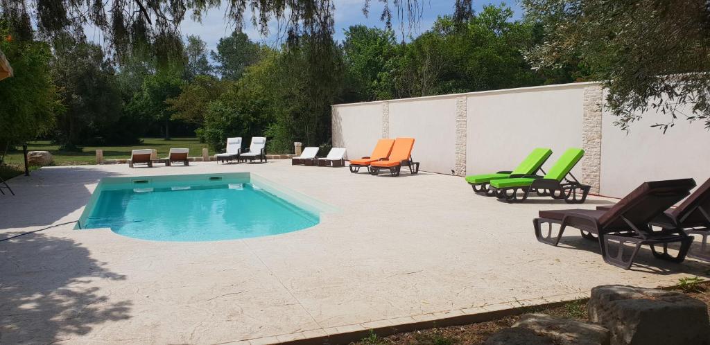 Les Régniers - 2 gîtes à la campagne, à réserver ensemble ou séparément 33220 Eynesse