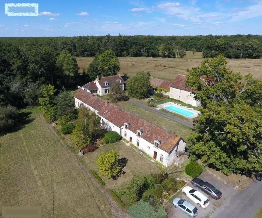 Maisons de vacances Les Vieux Chênes Le Brouillard 86220 Oyré