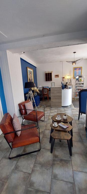 Lougat la maison des chats 81170 Cordes-sur-Ciel