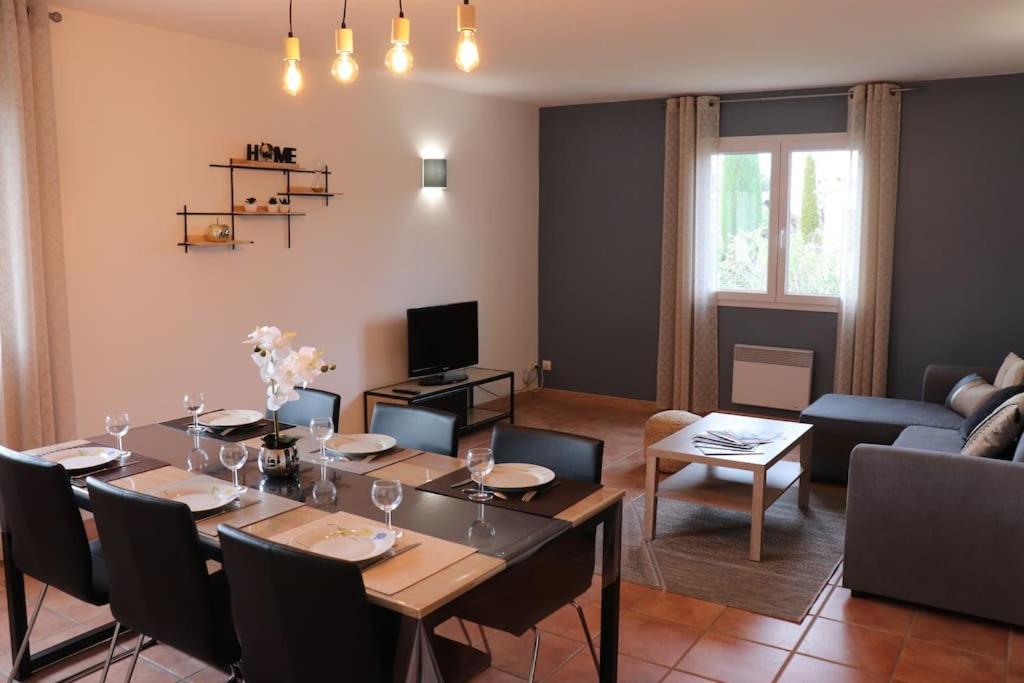 Maison d'Hôtes des 2 Chênes 69690 Bessenay