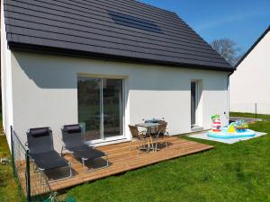 Maison individuelle neuve plein pied avec terrasse et jardin clos 10minutes a pied de la plage