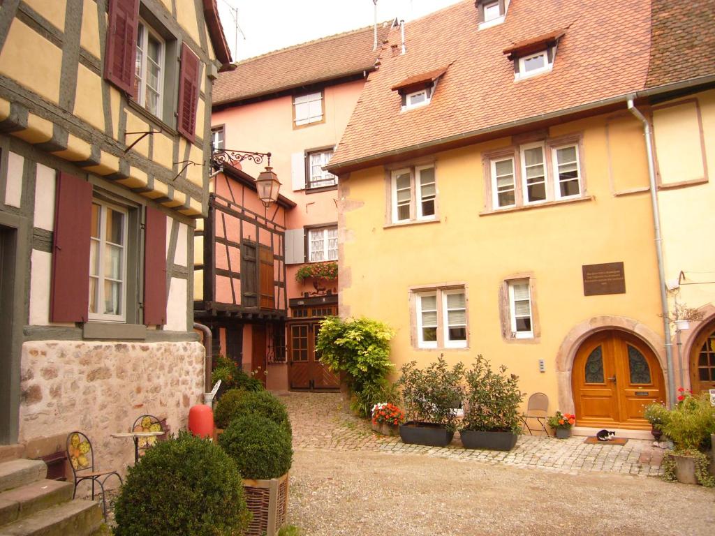 Maisons de vacances Maison Rebleuthof 7 Cour des Vignerons 68340 Riquewihr