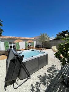 MAISONS DE VACANCES LES RÉTHAISES