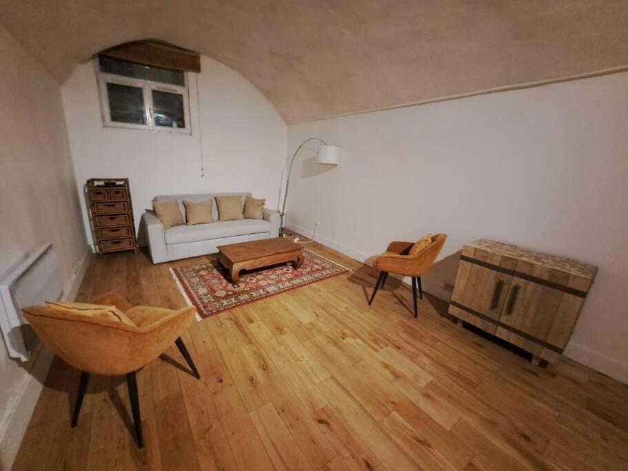 Mes Maisons Gardoises with Private Pool and Disco Theatre and Free Broadband Fibre Internet! 30160 Gagnières