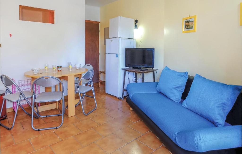 Modern 1 bedroom apartment near the metro. 94200 Ivry-sur-Seine