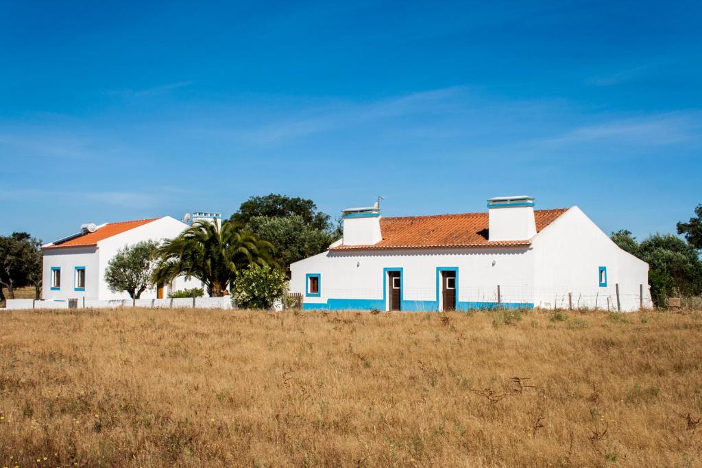 Maisons de vacances Montadinho Houses Montadinho 7540-300 São Bartolomeu da Serra