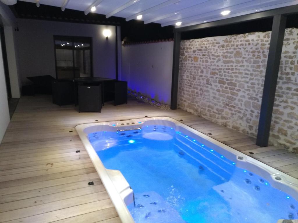 Maisons de vacances Océan d'amour & spa 19 Rue de la Barbotière 17220 Saint-Vivien