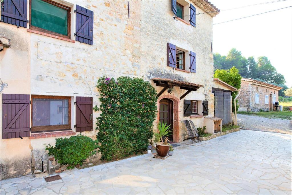 Provencal Farmhouse on the French Riviera dernière maison du chemin 101 Chemin du Collet de Saint-Marc, 06130 Grasse