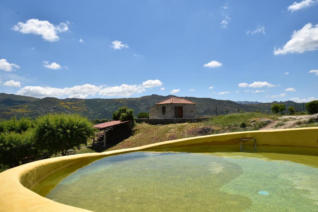 Maisons de vacances Quinta de S. Cipriano Rua de S. Cipriano 4660-301 Resende