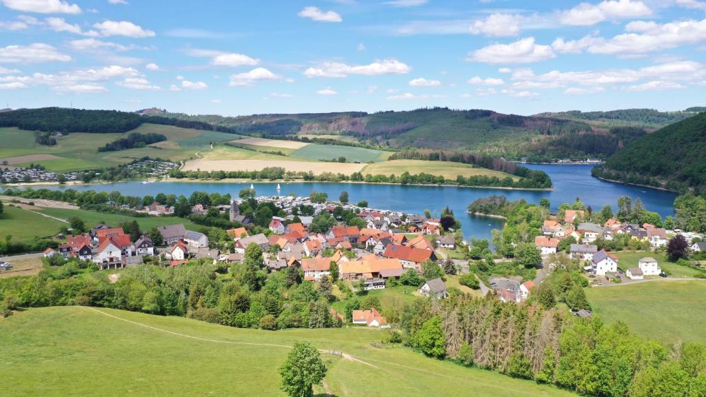 Maisons de vacances Sauerlandholiday Seestraße 8A 34519 Diemelsee