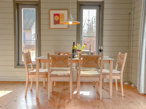 traumHaff Lotsen Romantik mit Kamin, privates NORDICSPA und Boot