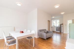 Traumhaus mit „Park“: Landidylle mitten im Zentrum