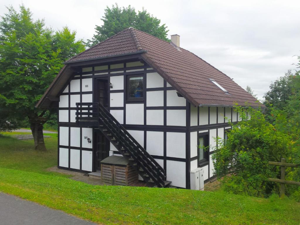 Maisons de vacances Vakantiewoning Frankenau Am Sternberg 225 / 227 35110 Frankenau