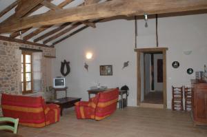 Villa Gites Chambre d hôtes avec piscine Dordogne 2-4-6-8-10 personnes