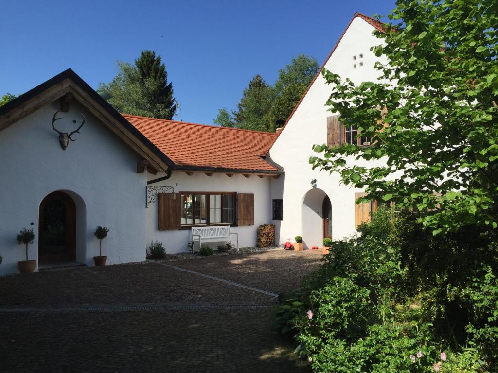 Wildwuchs Luxury Holiday Homes Weilheimerstrasse 26, 82347 Bernried am Starnberger See