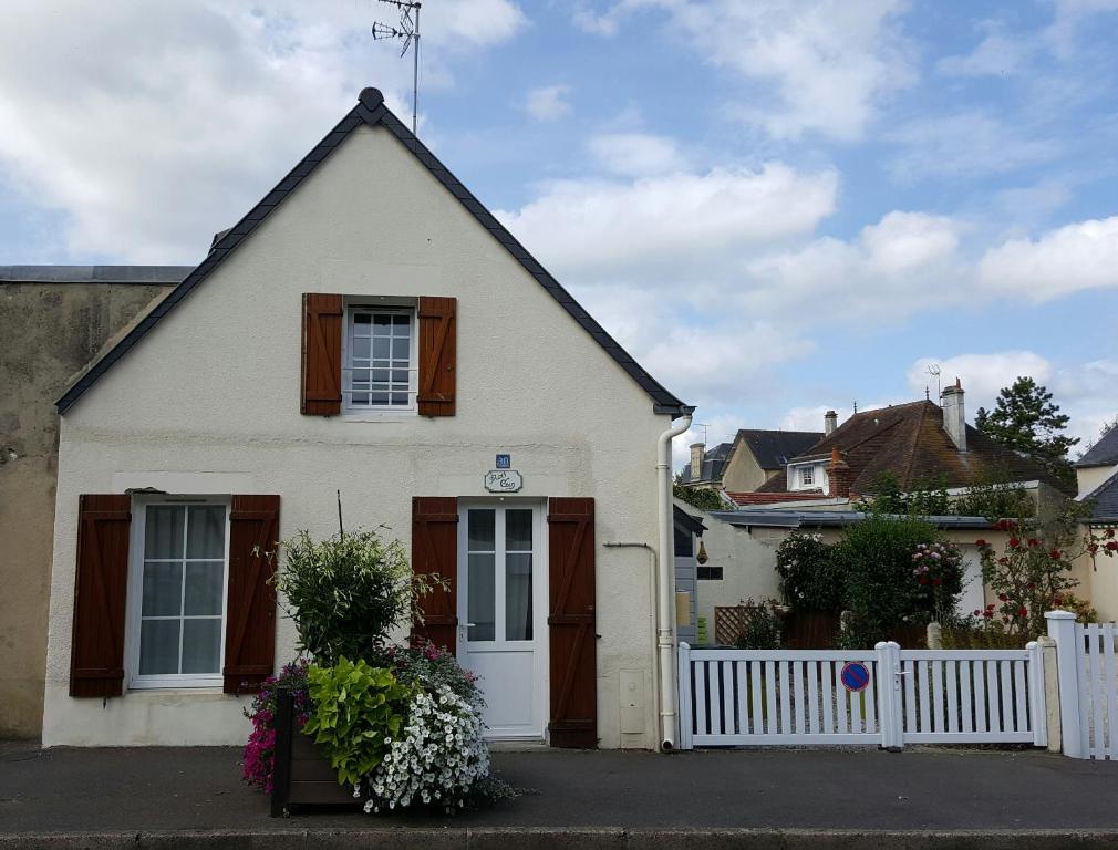 Maison de vacances Maisoun Pequeux 30 rue du petit fontaine, 14117 Arromanches-les-Bains