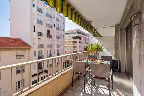 Appartement Majestic Apartment 12 Avenue Branly Cannes