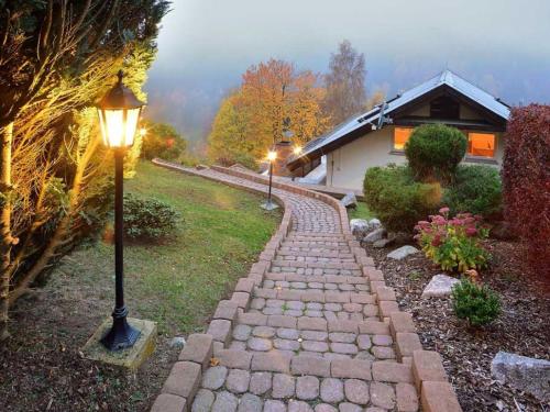Maison de vacances Majestic Holiday Home in Untersch nau with Jacuzzi  Unterschönau