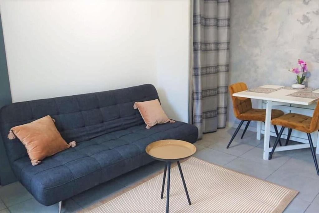 Appartement MajorBnB Appartement Confortable proche de Geneve D4 38 Rue d'Arve, 74240 Gaillard