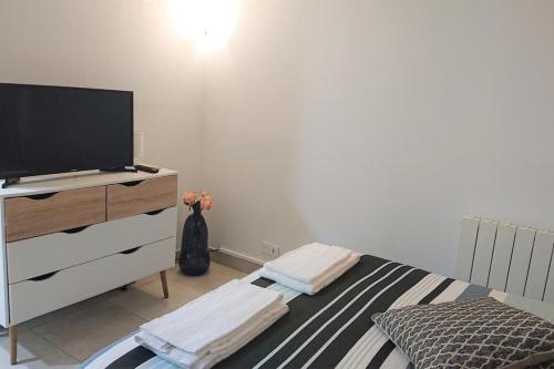 MajorBnB Confortable studio parking gratuit GENEVE C2 Gaillard france