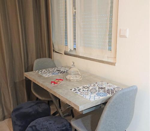 Appartement MajorBnB Confortable studio parking gratuit GENEVE C2 38 Rue d'Arve C2 Gaillard