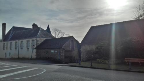 B&B / Chambre d'hôtes Manoir de la Chapelle 1 rue des Alpes Mancelles Condé-sur-Sarthe