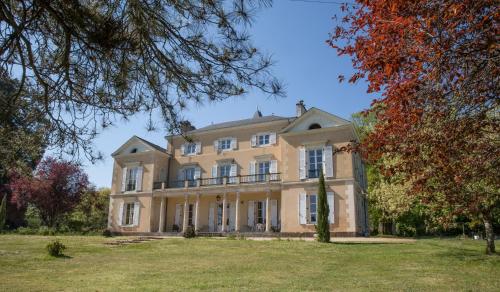 B&B / Chambre d'hôtes Manoir des Etrichets Lieu dit Les Etrichets Saint-Saturnin