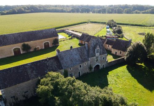 Manoir du Bois Joly - Cabanes de Berger Margon france