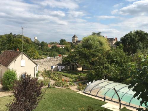 B&B / Chambre d'hôtes Manoir le Bout du Pont 1 Rue de Biou Huisseau-sur-Cosson