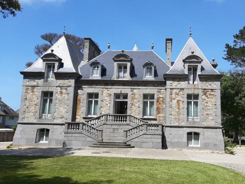 Manoir Le Castel & Villa Beaumaris Saint-Malo france