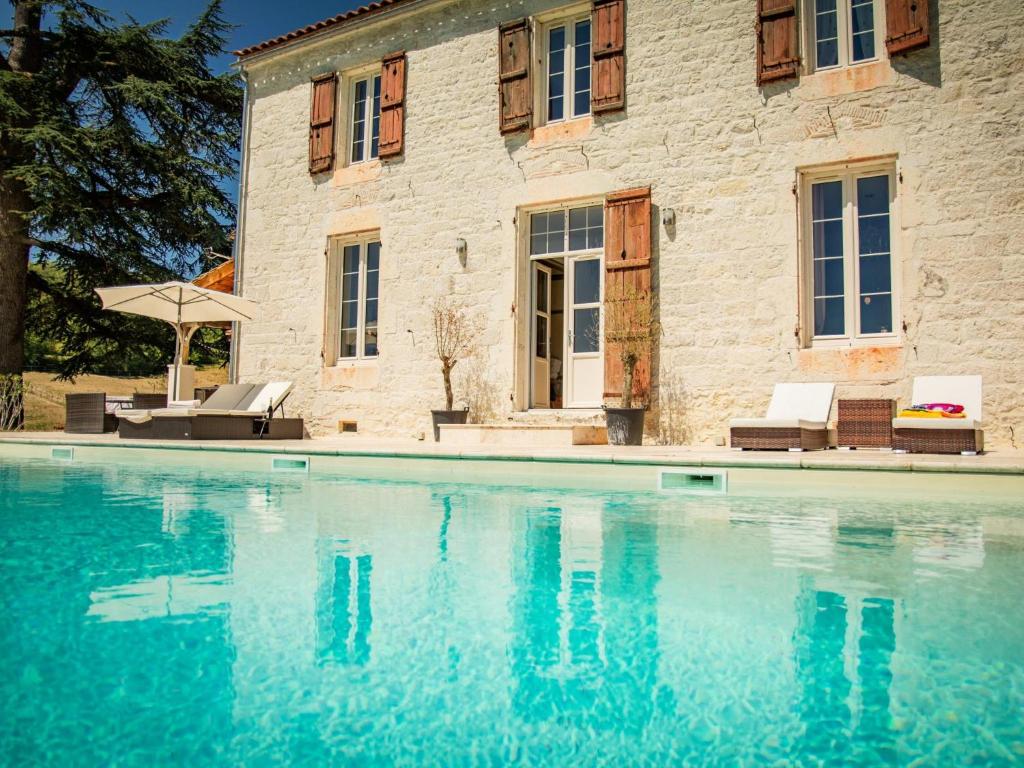 Villa Manoir Lespaze , 47370 Tournon-dʼAgenais