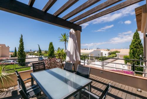 Mar da Luz Terrace Lagos portugal