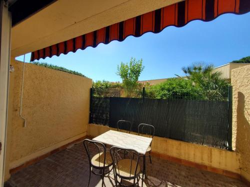 MAR Y SOL T2 en Duplex 34m2 Terrasse 2 Personnes Fréjus france