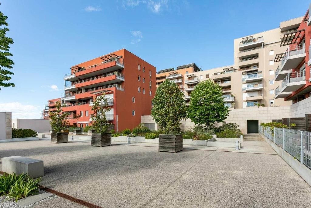 Maison d'hôtes Marches du Soleil - Chambres chez l'habitant MARCHES DU SOLEIL . 560  BOULEVARD JEAN MATHIEU GRANGENT, 34200 Sète