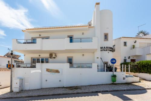 Mariners (1) - Bright and stylish apartment - walk to the beach Luz portugal