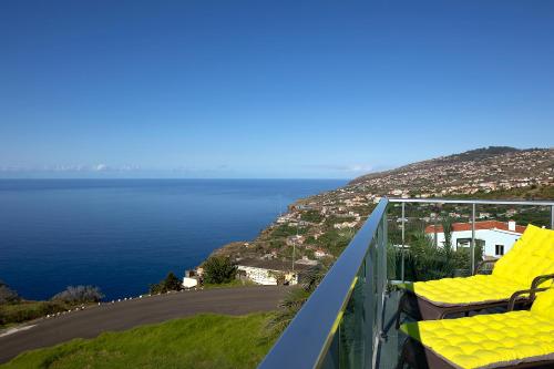 Martinho Apartment View Arco da Calheta portugal