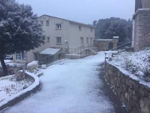 Maisons de vacances Mas Auziere MAS AUZIERE Les Esteyrins Le Martinet