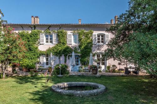 B&B / Chambre d'hôtes Mas d'Escattes 34 Allée du Mas d'Escattes Nîmes