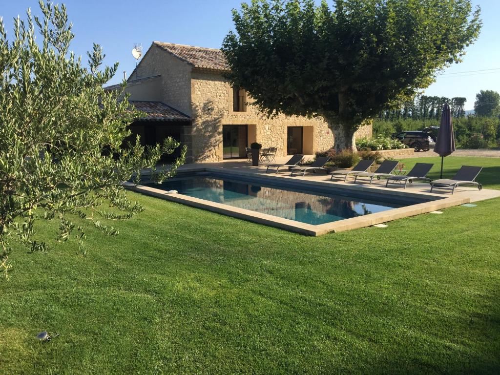 Villa MAS DE CHARME EN PROVENCE 1128 Chemin de Saint-Martin, 84250 Le Thor