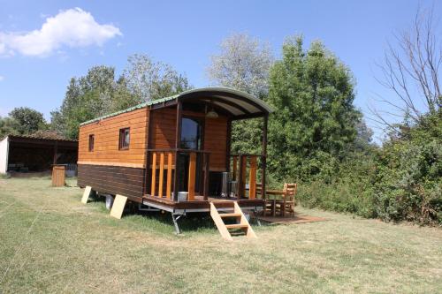 Mas dou l'Estele roulotte-gîte Arles france