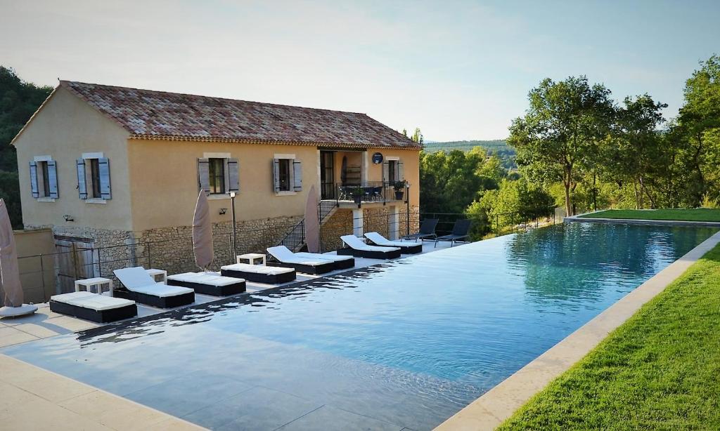 Maison de vacances Mas Ste Hélène Ferme Sainte Hélène, 04280 Céreste