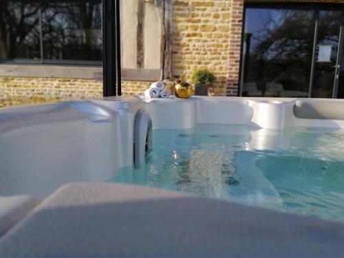 Villa Massages & Jacuzzi privatif au Gîte POMME NATURE Marescot Vimoutiers