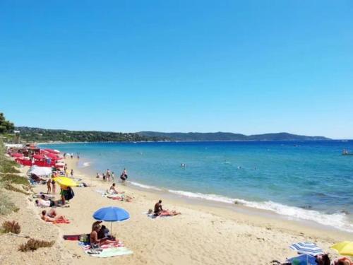 Mazet vue mer Cavalaire-sur-Mer france